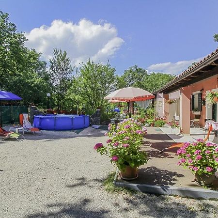 Dalibor In Jakacici - Haus Fuer 2-4 Personen Gračišće Esterno foto