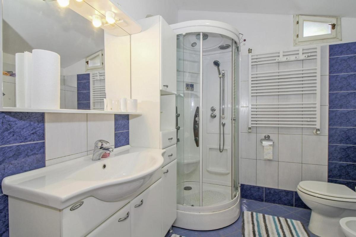 Dalibor In Jakacici - Haus Fuer 2-4 Personen Gračišće Esterno foto