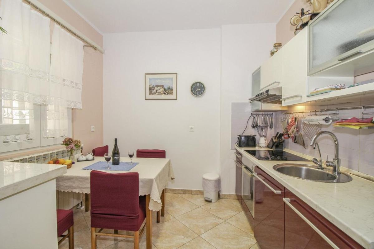 Dalibor In Jakacici - Haus Fuer 2-4 Personen Gračišće Esterno foto