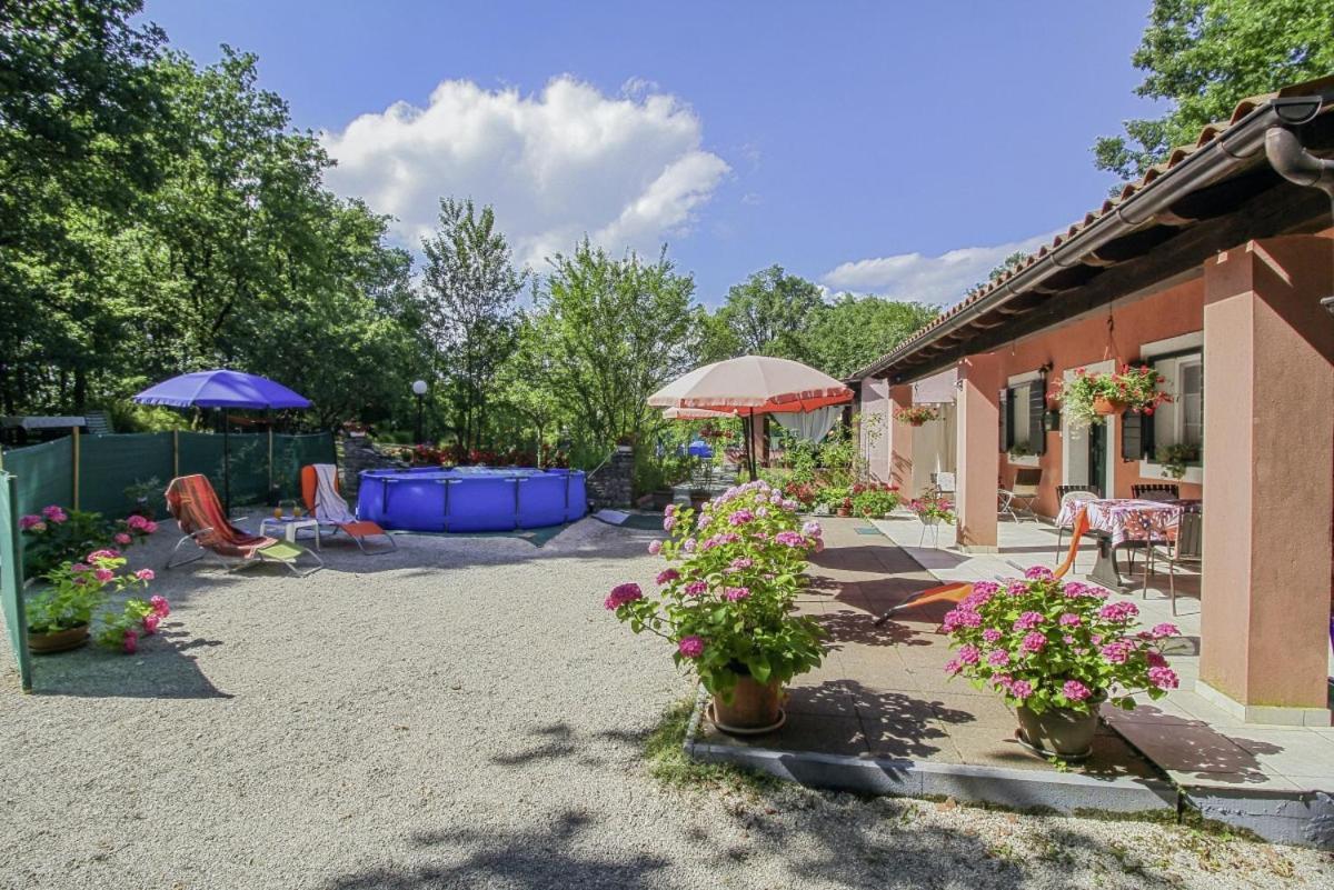 Dalibor In Jakacici - Haus Fuer 2-4 Personen Gračišće Esterno foto