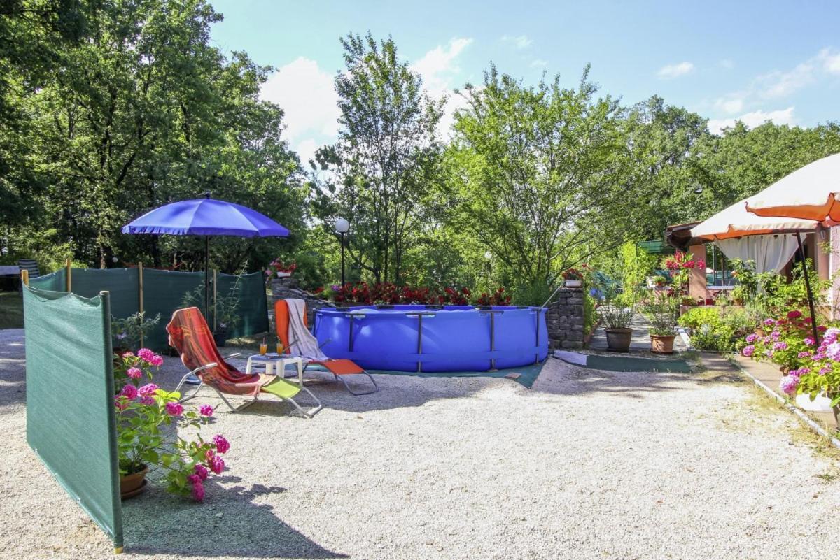 Dalibor In Jakacici - Haus Fuer 2-4 Personen Gračišće Esterno foto